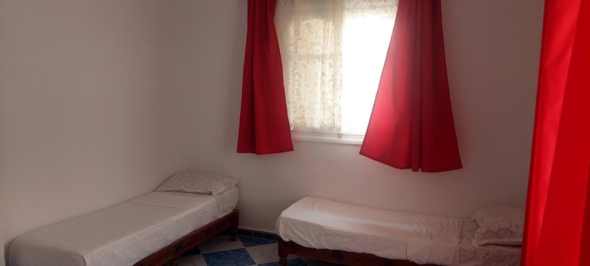 Residence Yasamine Ain El Turck Айн-эль-Турк Экстерьер фото